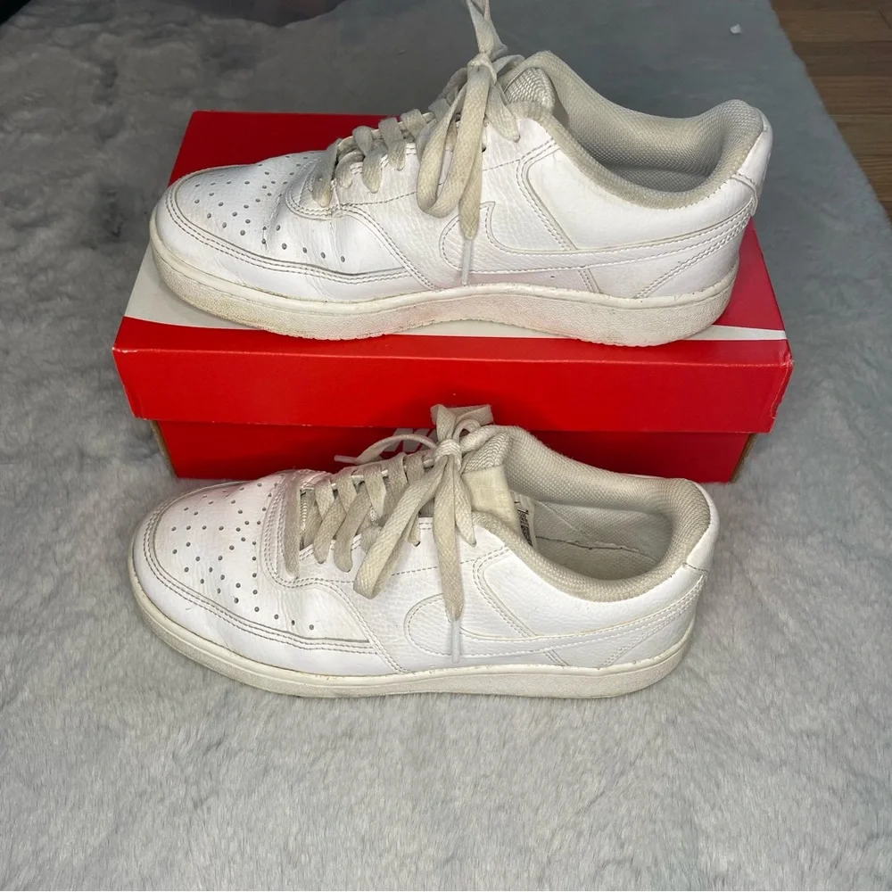 Nike Court Vision Low Top White Sneakers Size 7.5